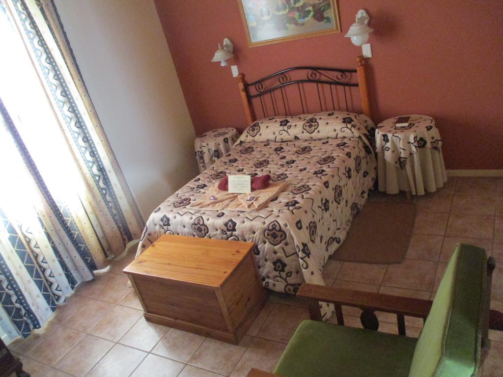 Van Rhyn Guest House Vanrhynsdorp 外观 照片